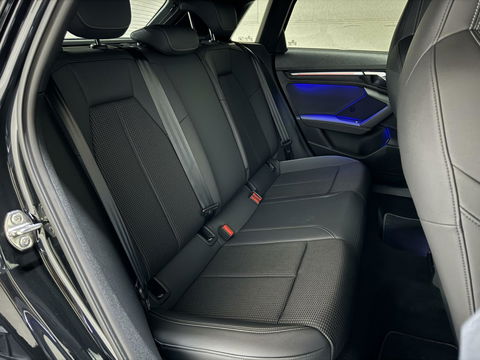 Audi A3 Sportback 40 TFSI e Black Edition S-line Pano Sfeer