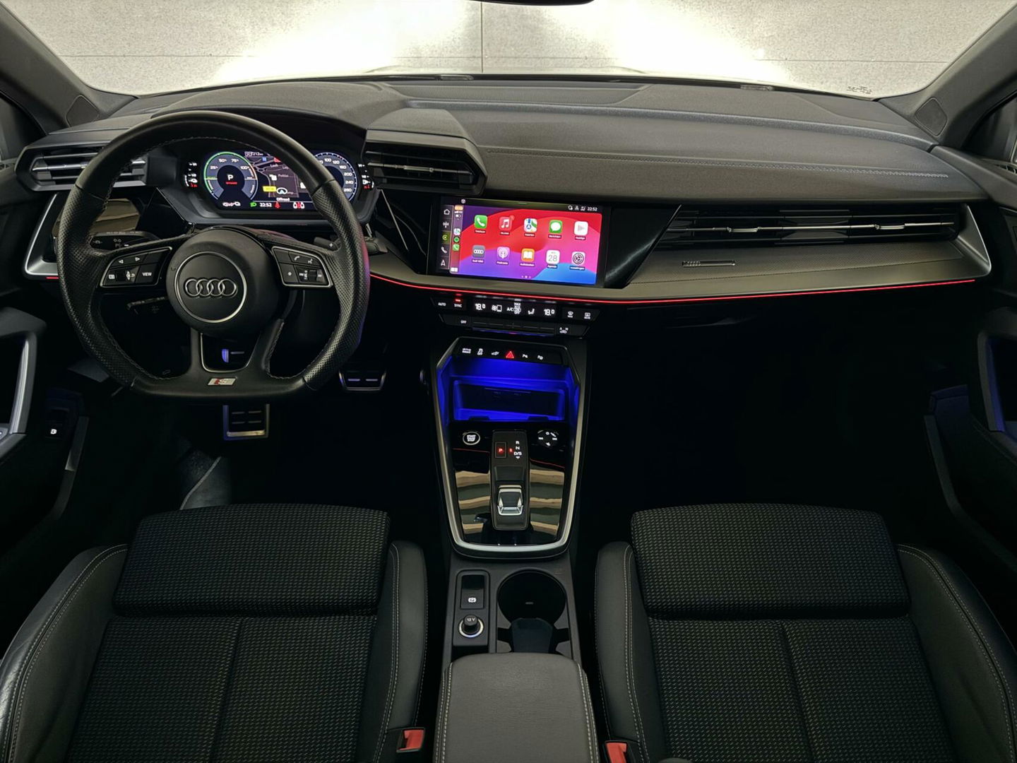 Audi A3 Sportback 40 TFSI e Black Edition S-line Pano Sfeer