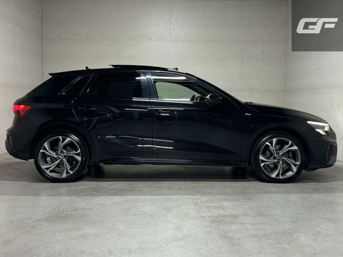 Audi A3 Sportback 40 TFSI e Black Edition S-line Pano Sfeer