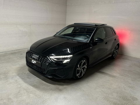 Audi A3 Sportback 40 TFSI e Black Edition S-line Pano Sfeer