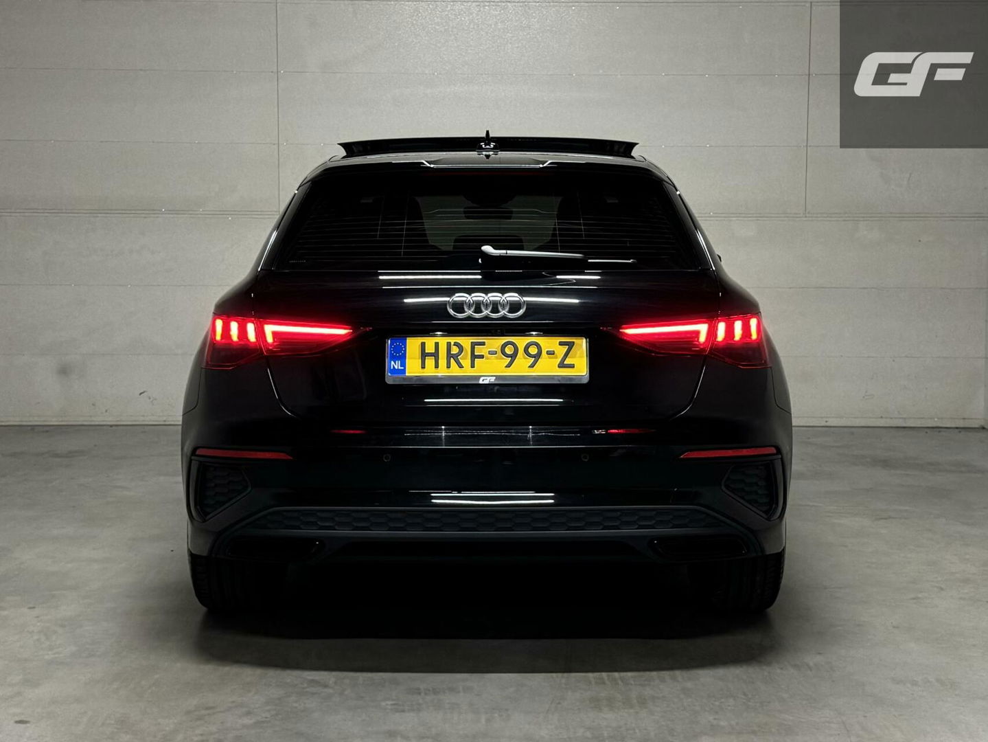 Audi A3 Sportback 40 TFSI e Black Edition S-line Pano Sfeer