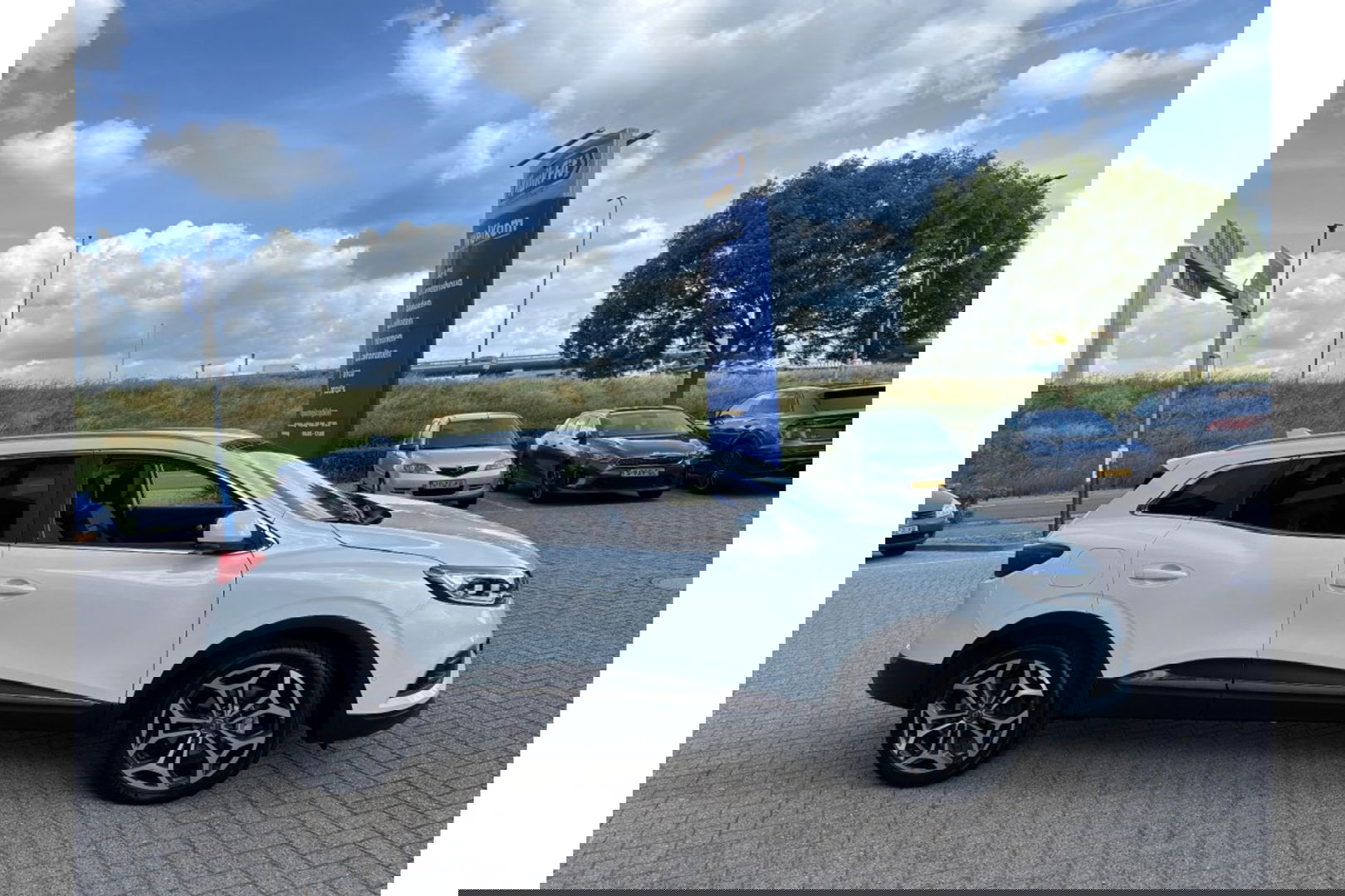 Renault Kadjar 1.3 TCE TECHNO AUTOMAAT PANORAMA NAVI PDC-CAMERA.
