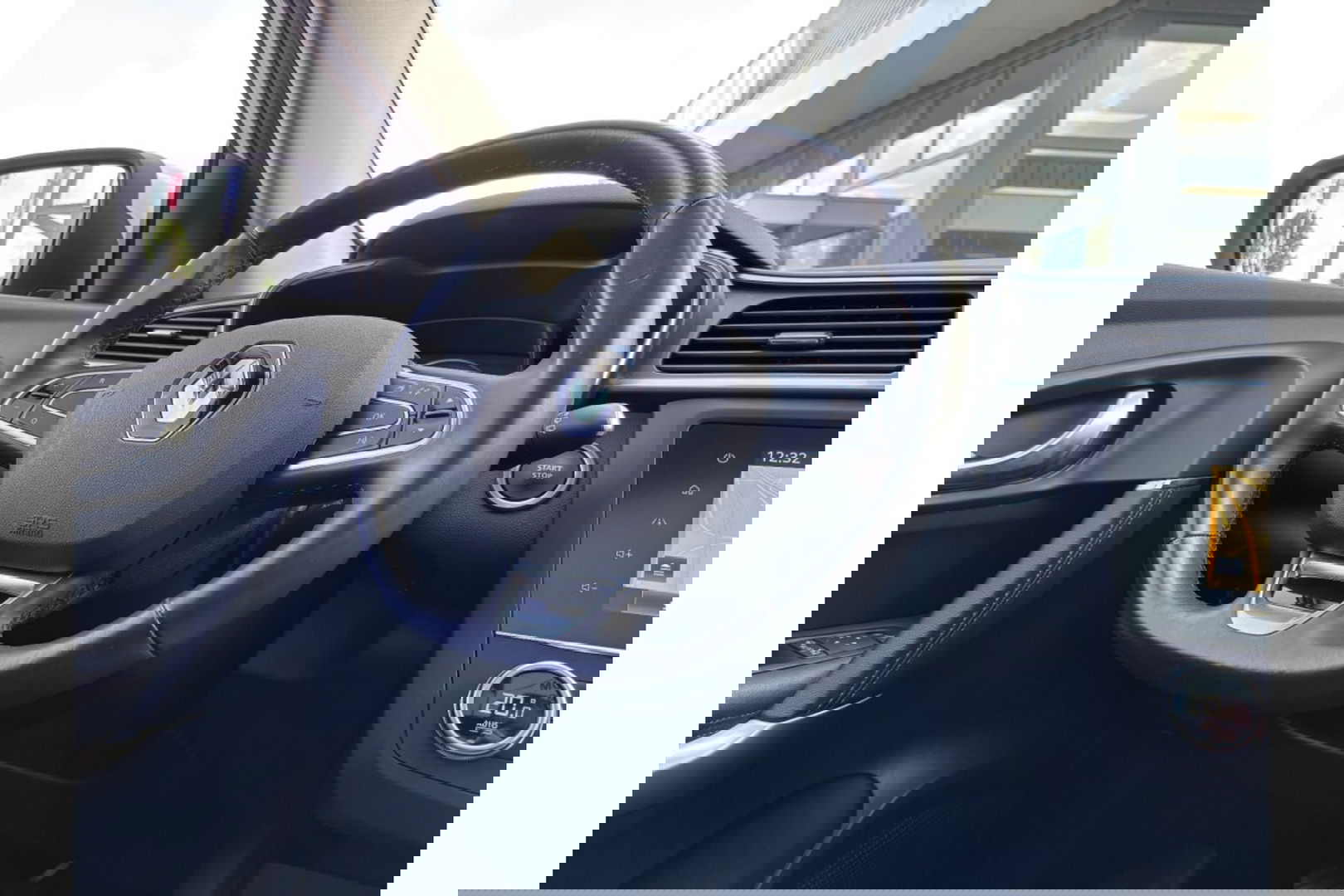 Renault Kadjar 1.3 TCE TECHNO AUTOMAAT PANORAMA NAVI PDC-CAMERA.
