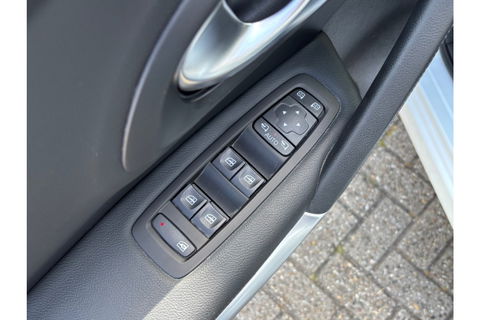 Renault Kadjar 1.3 TCE TECHNO AUTOMAAT PANORAMA NAVI PDC-CAMERA.