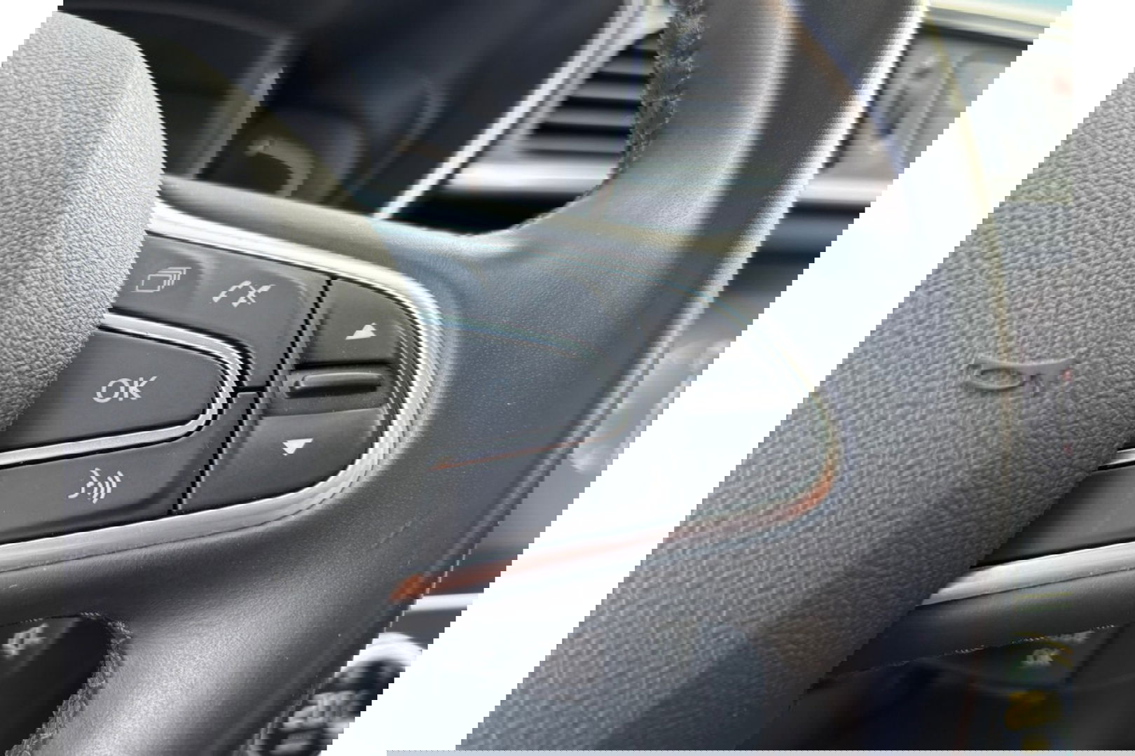 Renault Kadjar 1.3 TCE TECHNO AUTOMAAT PANORAMA NAVI PDC-CAMERA.