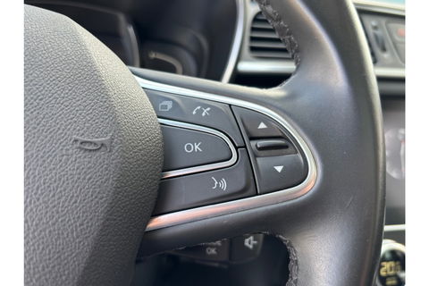 Renault Kadjar 1.3 TCE TECHNO AUTOMAAT PANORAMA NAVI PDC-CAMERA.