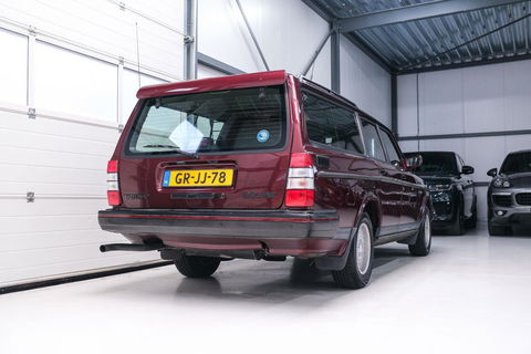 Volvo 240 2.3i GLE | 7 persoons | Cruise | unieke auto | NL auto | Schuifdak | Elec ramen |