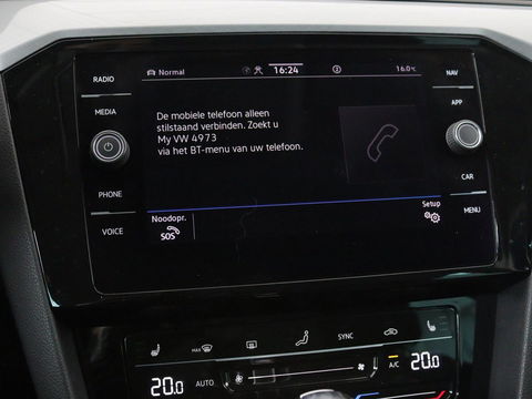 Volkswagen Passat 2.0 TDI Business | Stoelverwarming | Adaptive cruise | Camera | Carplay | Navigatie | Virtual Cockpit | Climate control | Full LED | Keyless