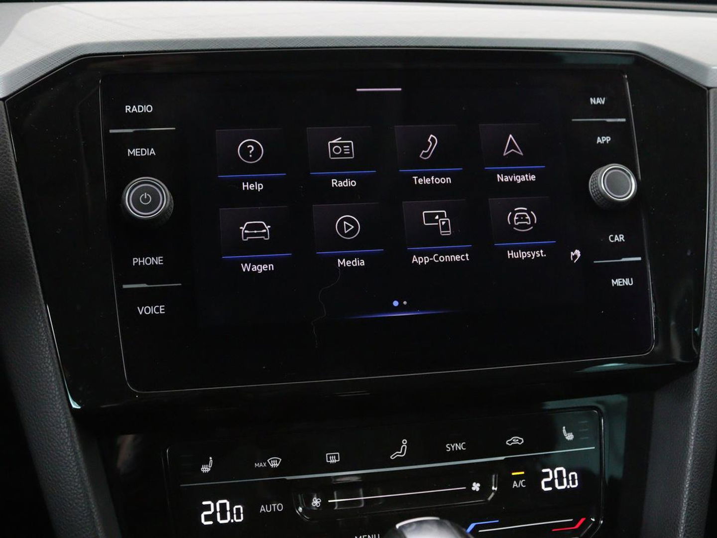 Volkswagen Passat 2.0 TDI Business | Stoelverwarming | Adaptive cruise | Camera | Carplay | Navigatie | Virtual Cockpit | Climate control | Full LED | Keyless