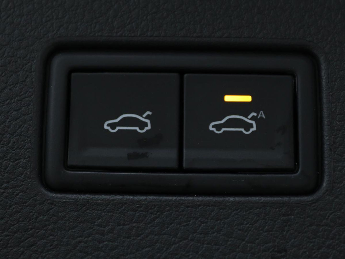 Volkswagen Passat 2.0 TDI Business | Stoelverwarming | Adaptive cruise | Camera | Carplay | Navigatie | Virtual Cockpit | Climate control | Full LED | Keyless