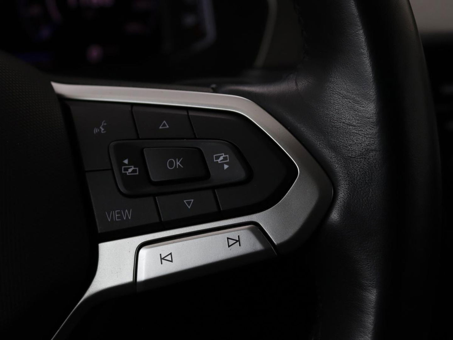 Volkswagen Passat 2.0 TDI Business | Stoelverwarming | Adaptive cruise | Camera | Carplay | Navigatie | Virtual Cockpit | Climate control | Full LED | Keyless
