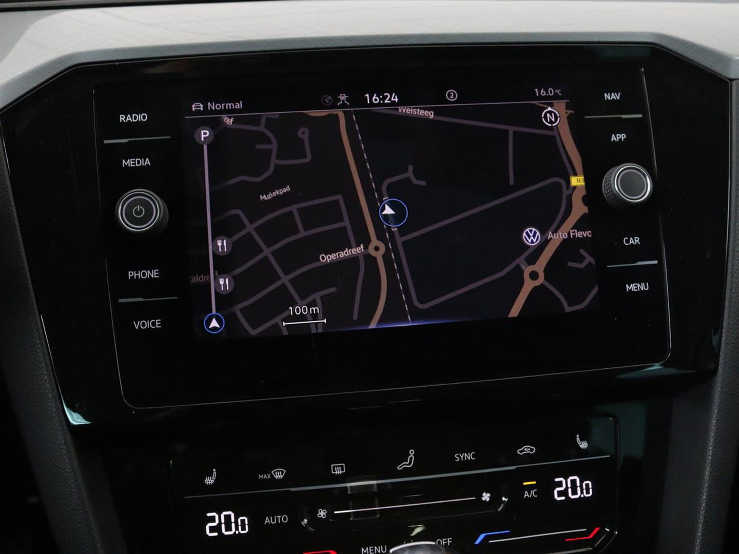Volkswagen Passat 2.0 TDI Business | Stoelverwarming | Adaptive cruise | Camera | Carplay | Navigatie | Virtual Cockpit | Climate control | Full LED | Keyless