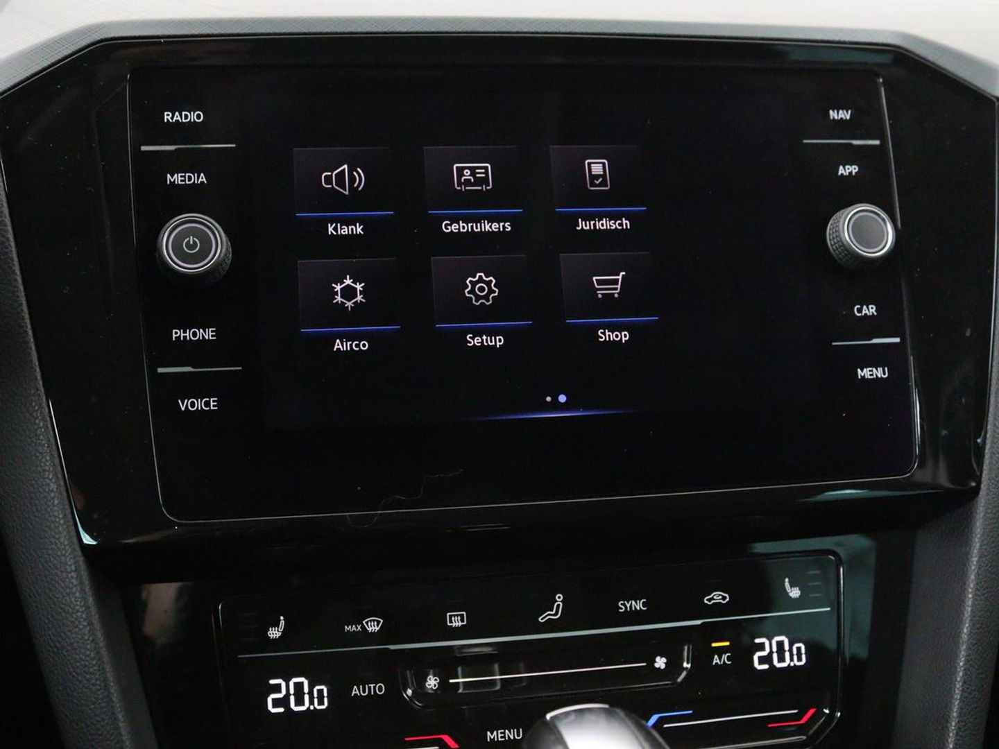 Volkswagen Passat 2.0 TDI Business | Stoelverwarming | Adaptive cruise | Camera | Carplay | Navigatie | Virtual Cockpit | Climate control | Full LED | Keyless