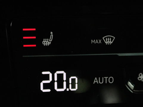Volkswagen Passat 2.0 TDI Business | Stoelverwarming | Adaptive cruise | Camera | Carplay | Navigatie | Virtual Cockpit | Climate control | Full LED | Keyless