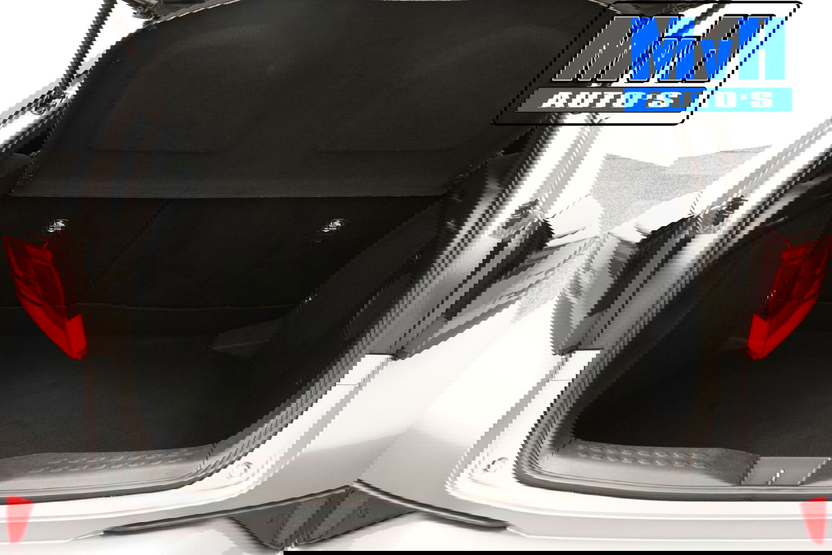 Toyota C-HR 1.8 Hybrid First Edition|LUXE|DEALER OH|JBL|TREKHAAK|LED