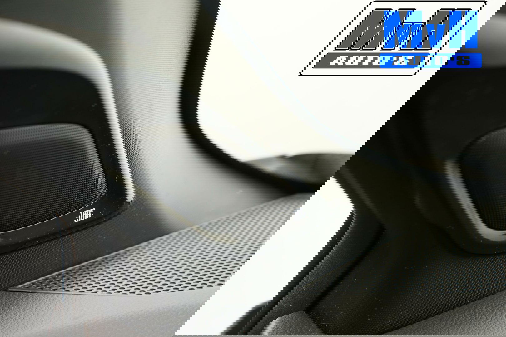 Toyota C-HR 1.8 Hybrid First Edition|LUXE|DEALER OH|JBL|TREKHAAK|LED
