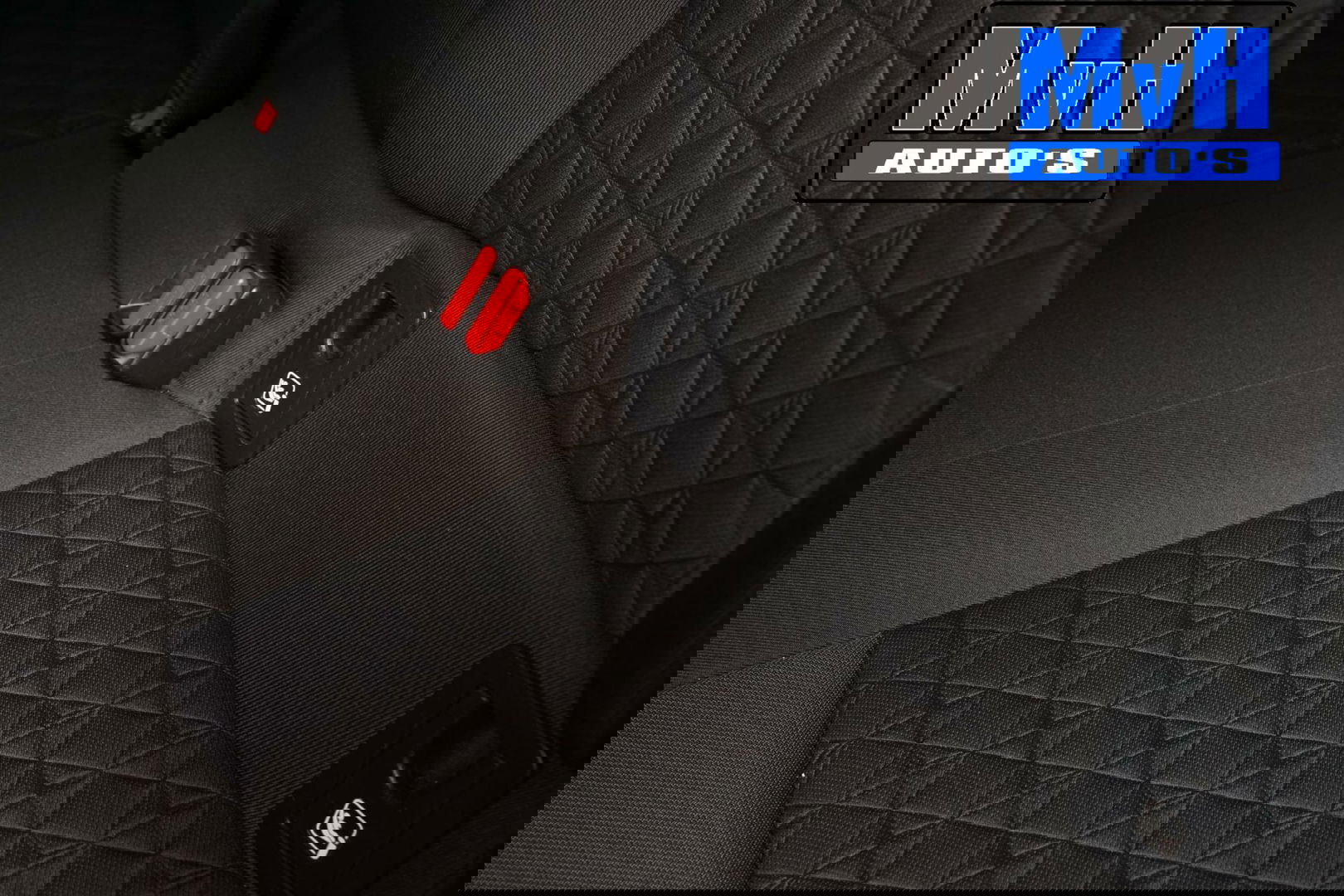Toyota C-HR 1.8 Hybrid First Edition|LUXE|DEALER OH|JBL|TREKHAAK|LED