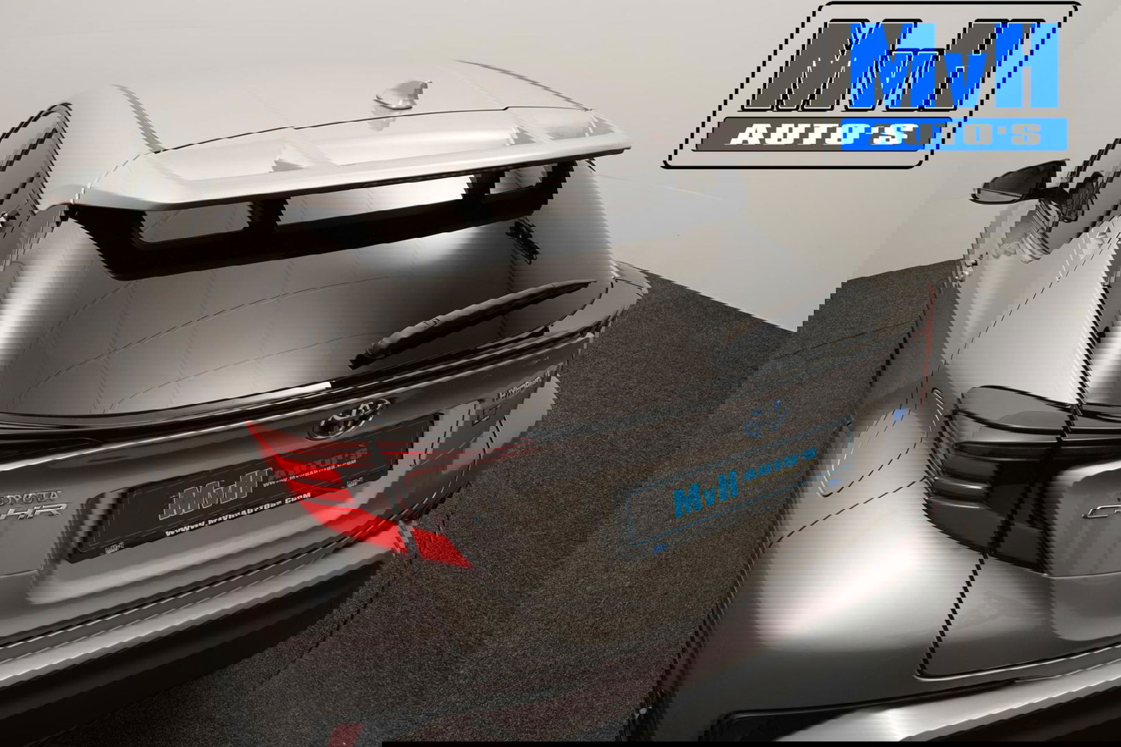 Toyota C-HR 1.8 Hybrid First Edition|LUXE|DEALER OH|JBL|TREKHAAK|LED