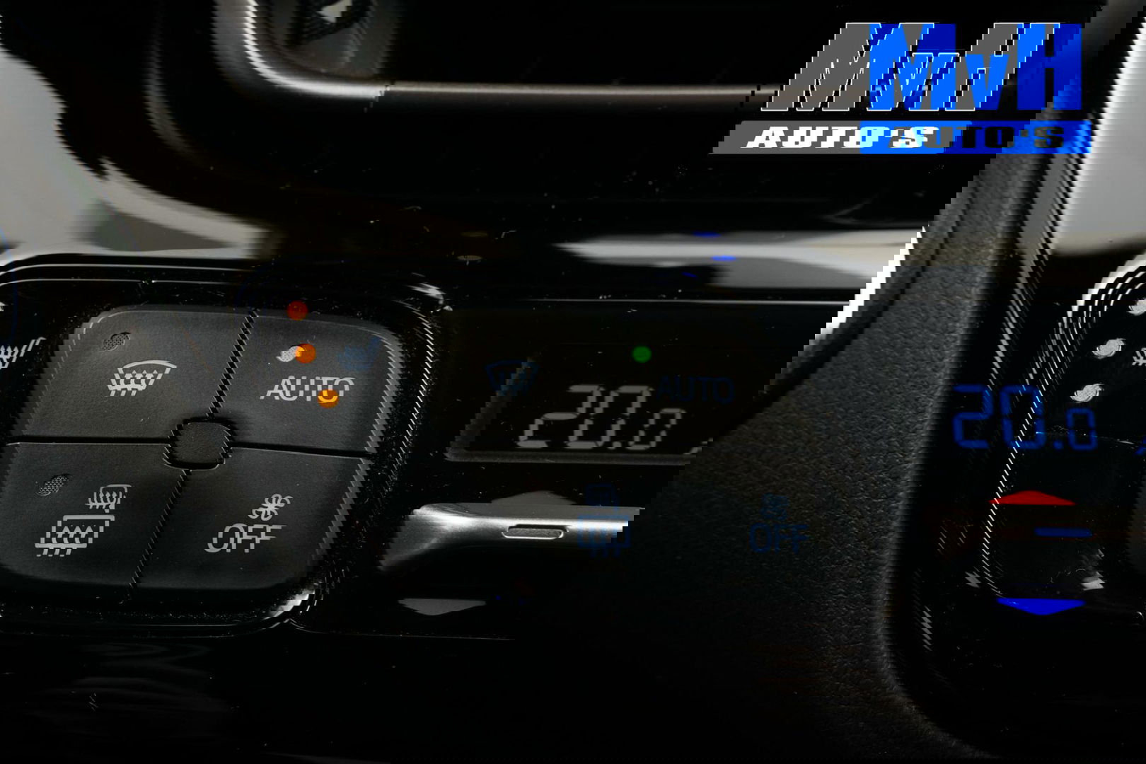 Toyota C-HR 1.8 Hybrid First Edition|LUXE|DEALER OH|JBL|TREKHAAK|LED