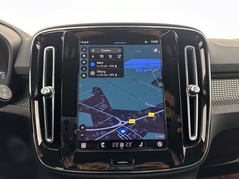 Volvo XC40 Recharge Core [ 3-Fase ] (INCL-BTW) Aut. *FULL-LED | NAVI-FULLMAP | CAMERA | KEYLESS | HEATED-SPORTSEATS | CARPLAY | DIGI-COCKPIT |  CCS-FASTLOADER | ECC | PDC | CRUISE | TOWBAR | SENSUS-CONNECT | 19''ALU*