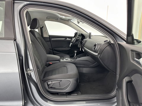 Audi A3 Sportback 1.6 TDI Attraction Pro Line *NAVI-FULLMAP | AIRCO | PDC | CRUISE | 16''ALU | TOWBAR*