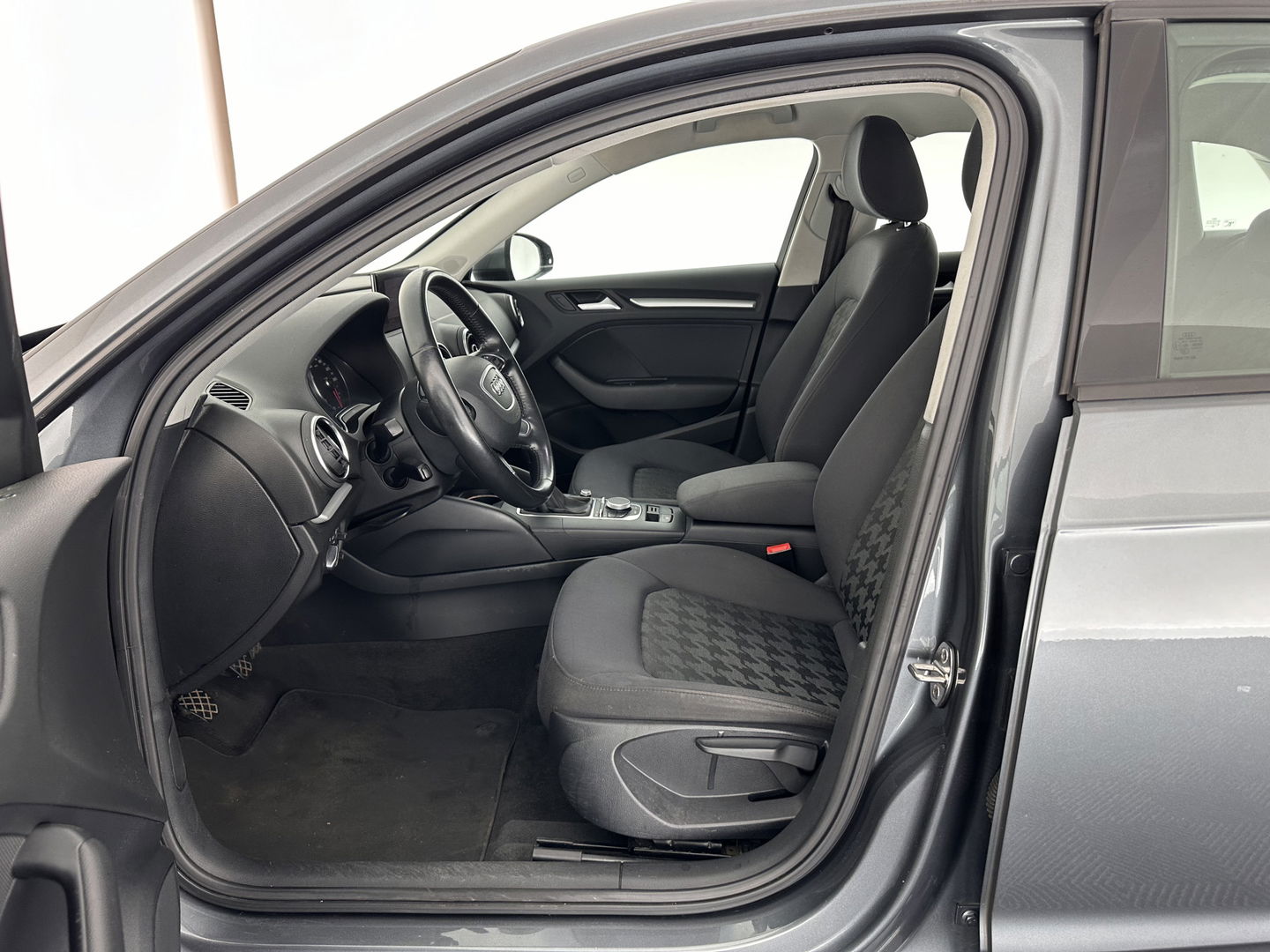 Audi A3 Sportback 1.6 TDI Attraction Pro Line *NAVI-FULLMAP | AIRCO | PDC | CRUISE | 16''ALU | TOWBAR*