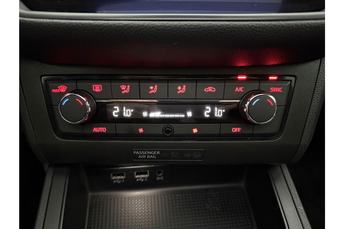 SEAT Ibiza 1.0 TSI FR Pano Beats Camera Carplay Clima Cruise LED Navigatie PDC 17"LMV