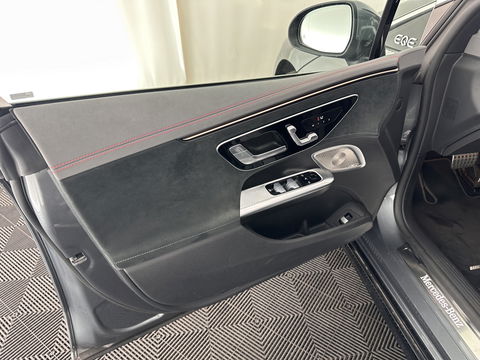 Mercedes-Benz EQE 350+ Launch-Edition AMG-Line 91 kWh [ 3-Fase ] Aut. *PANO | BURMESTER-SURROUND | ADAPTIVE-CRUISE | BLINDSPOT | LEATHER-MICROFIBRE | FULL-LED | AMBIENT-LIGHT | MEMORY-PACK | DIGI-COCKPIT | SPORT-SEATS | CAMERA | KEYLESS | DAB+ | CARPLAY |