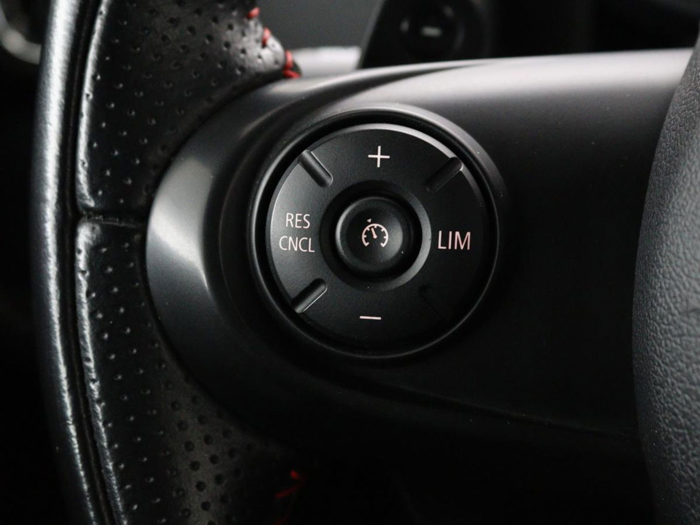 MINI Countryman 2.0 John Cooper Works ALL4 Chili | Panoramadak | Stoelverwarming | Leder | Head-Up | Harman/Kardon | Carplay | Memory