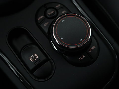 MINI Countryman 2.0 John Cooper Works ALL4 Chili | Panoramadak | Stoelverwarming | Leder | Head-Up | Harman/Kardon | Carplay | Memory