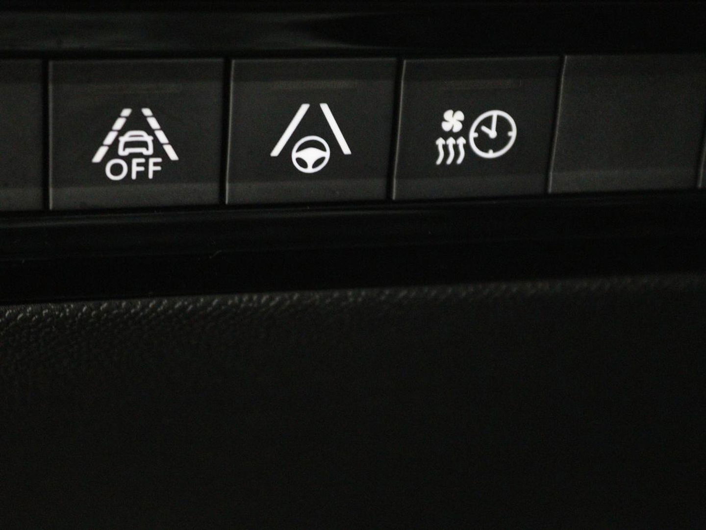 Peugeot 508 1.6 HYbrid GT | Leder | Stoelverwarming | 360 camera | Focal Sound | Memory | Adaptive cruise | Carplay | Keyless | Navigatie | Full LED | PHEV