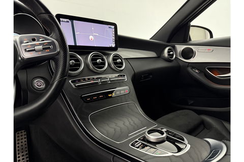 Mercedes-Benz C-Klasse AMG Camera Trekhaak LED Virtual Cruise Clima Navi PDC 18''LMV
