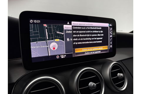 Mercedes-Benz C-Klasse AMG Camera Trekhaak LED Virtual Cruise Clima Navi PDC 18''LMV