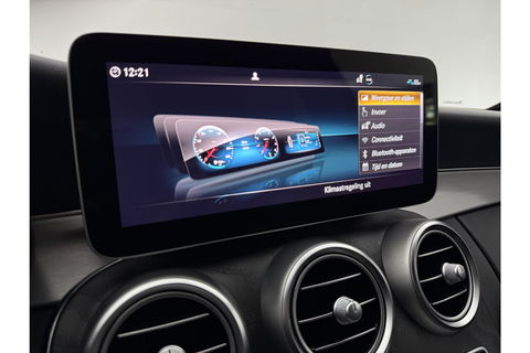 Mercedes-Benz C-Klasse AMG Camera Trekhaak LED Virtual Cruise Clima Navi PDC 18''LMV