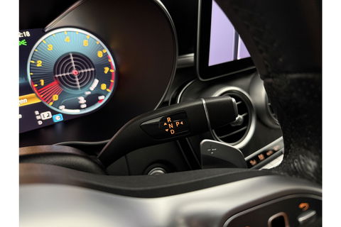 Mercedes-Benz C-Klasse AMG Camera Trekhaak LED Virtual Cruise Clima Navi PDC 18''LMV