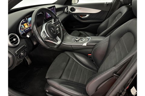 Mercedes-Benz C-Klasse AMG Camera Trekhaak LED Virtual Cruise Clima Navi PDC 18''LMV