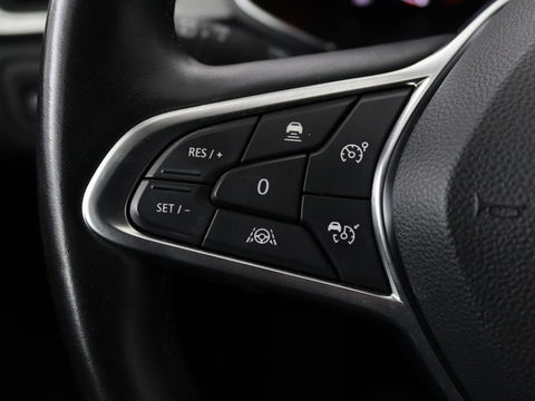 Renault Captur 1.6 E-Tech Plug-in Hybrid 160 Intens | Adaptive cruise | Stuurverwarming | Carplay | Full LED | Keyless | Navigatie | Parkeerhulp