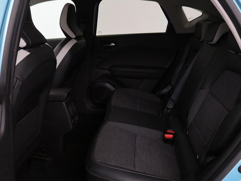 Renault Captur 1.6 E-Tech Plug-in Hybrid 160 Intens | Adaptive cruise | Stuurverwarming | Carplay | Full LED | Keyless | Navigatie | Parkeerhulp