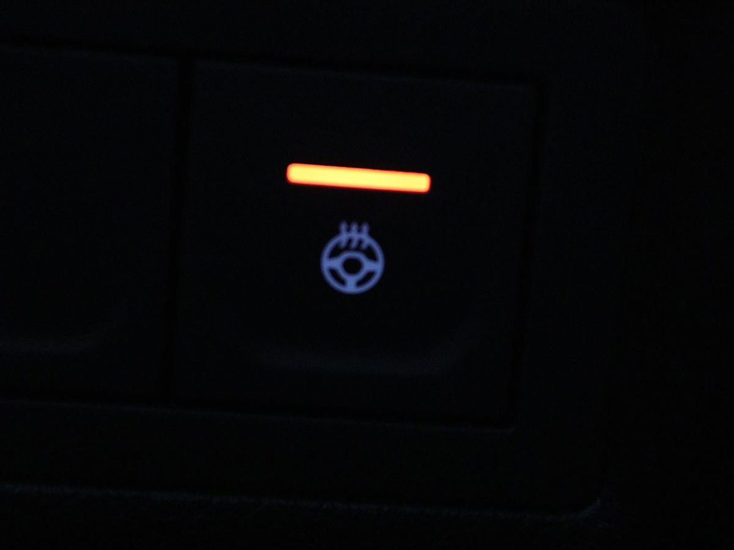 Renault Captur 1.6 E-Tech Plug-in Hybrid 160 Intens | Adaptive cruise | Stuurverwarming | Carplay | Full LED | Keyless | Navigatie | Parkeerhulp