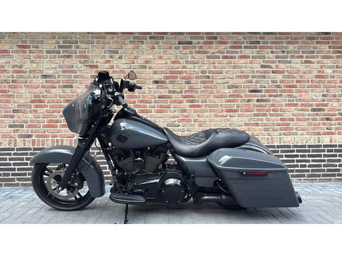 Harley Davidson 103 FLHXS Street Glide Special Streetglide Blackout CVO 5HD