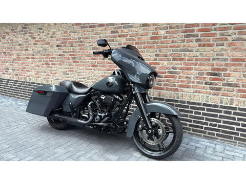 Harley Davidson 103 FLHXS Street Glide Special Streetglide Blackout CVO 5HD