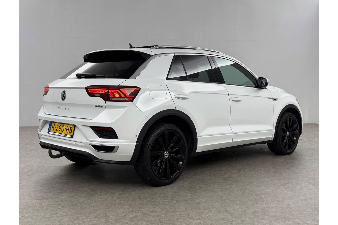 Volkswagen T-Roc 1.5 TSI R-line DSG 150PK Pano LED Virtual Trekhaak ACC Camera Carplay Clima Navi 19"LMV