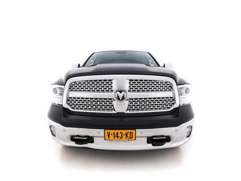 Dodge Ram 1500 5.7 V8 HEMI LARAMIE Quad-Cab 6'4 [ 5-Pers. ] Aut. *PANO | LUXURY-LEATHER | MEMORY-PACK | ALPINE-SOUNDSYSTEM | CAMERA | NAVI-FULLMAP | HEATED-COOLED-COMFORTSEATS| TOWBAR | 20''ALU*