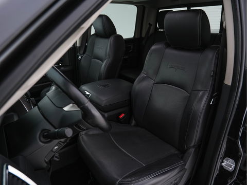 Dodge Ram 1500 5.7 V8 HEMI LARAMIE Quad-Cab 6'4 [ 5-Pers. ] Aut. *PANO | LUXURY-LEATHER | MEMORY-PACK | ALPINE-SOUNDSYSTEM | CAMERA | NAVI-FULLMAP | HEATED-COOLED-COMFORTSEATS| TOWBAR | 20''ALU*