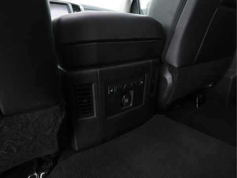 Dodge Ram 1500 5.7 V8 HEMI LARAMIE Quad-Cab 6'4 [ 5-Pers. ] Aut. *PANO | LUXURY-LEATHER | MEMORY-PACK | ALPINE-SOUNDSYSTEM | CAMERA | NAVI-FULLMAP | HEATED-COOLED-COMFORTSEATS| TOWBAR | 20''ALU*