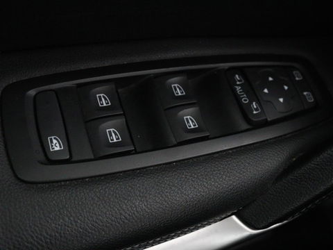 Renault Kadjar 1.3 TCe Intens | Automaat | Trekhaak | Carplay | Full LED | Navigatie | Camera | Half leder | Keyless | Climate control | Cruise control