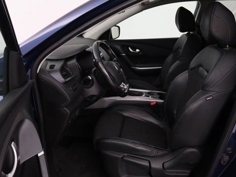 Renault Kadjar 1.3 TCe Intens | Automaat | Trekhaak | Carplay | Full LED | Navigatie | Camera | Half leder | Keyless | Climate control | Cruise control