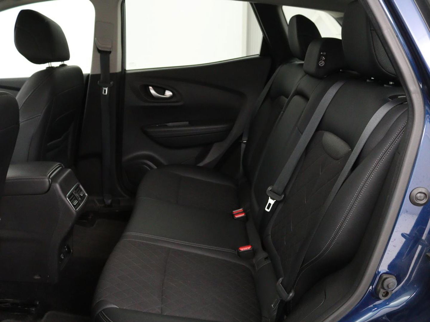 Renault Kadjar 1.3 TCe Intens | Automaat | Trekhaak | Carplay | Full LED | Navigatie | Camera | Half leder | Keyless | Climate control | Cruise control