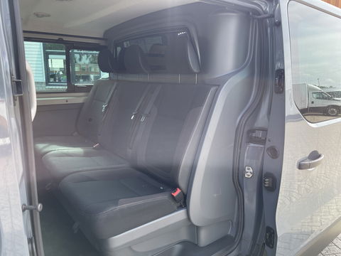 Fiat Talento 2.0 MultiJet 170pk automaat L2H1 SX DC 5 persoons / vaste prijs rijklaar € 23.950 ex btw / lease vanaf € 391 / dubbele schuifdeur / airco / cruise / navi / camera / trekhaak !