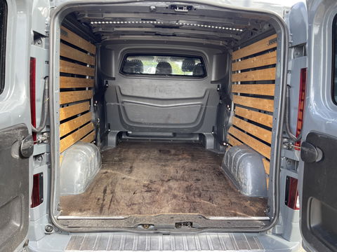 Fiat Talento 2.0 MultiJet 170pk automaat L2H1 SX DC 5 persoons / vaste prijs rijklaar € 23.950 ex btw / lease vanaf € 391 / dubbele schuifdeur / airco / cruise / navi / camera / trekhaak !